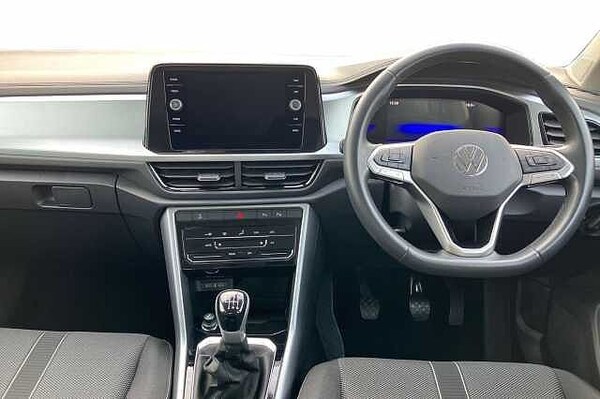Used Volkswagen T-Roc 2023 for sale - 76119783: Photo 9