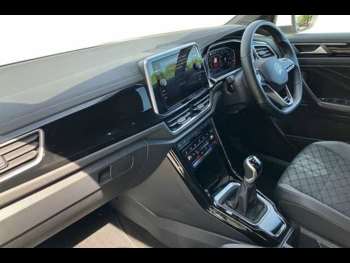 Used Volkswagen T-Roc 2022 for sale - 74474164: Photo
