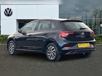 Used Volkswagen Polo 2023 for sale - 76313414: Photo