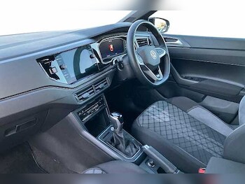 Used Volkswagen Polo 2025 for sale - 76950935: Photo