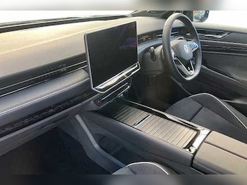 Used Volkswagen ID7 2024 for sale - 75987141: Photo 2