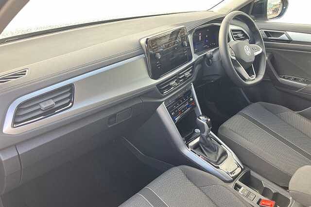 Used Volkswagen T-Roc 2025 for sale - 76346672: Photo 2