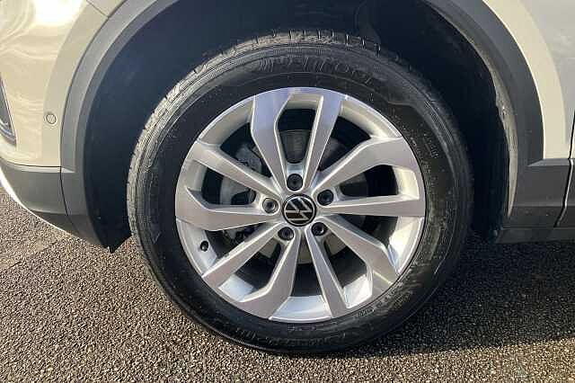 Used Volkswagen T-Roc 2025 for sale - 76346672: Photo 5