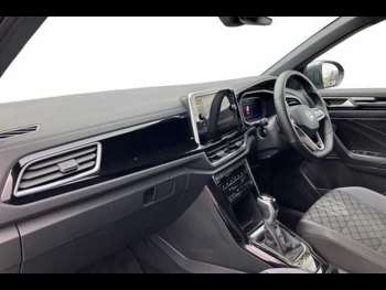 Used Volkswagen T-Roc 2023 for sale - 75038656: Photo