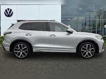Used Volkswagen Tiguan 2024 for sale - 76186213: Photo 4
