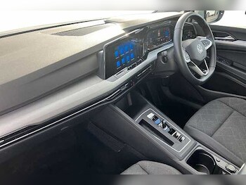 Used Volkswagen Golf 2024 for sale - 75778273: Photo