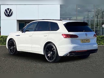 Used Volkswagen Touareg 2023 for sale - 75987139: Photo 3