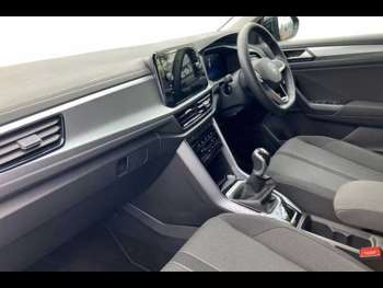 Used Volkswagen T-Roc 2024 for sale - 74501234: Photo