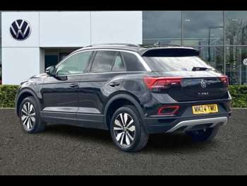 Used Volkswagen T-Roc 2024 for sale - 74501234: Photo