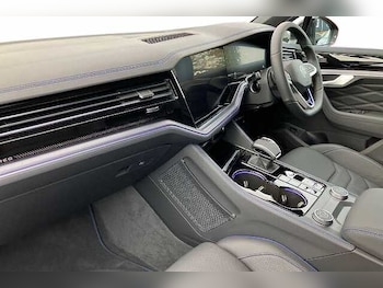 Used Volkswagen Touareg 2025 for sale - 76391854: Photo