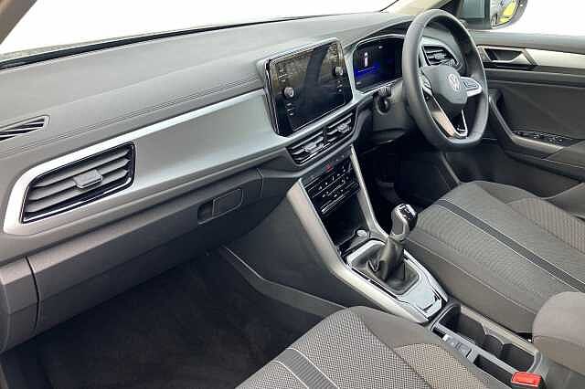 Used Volkswagen T-Roc 2025 for sale - 76363499: Photo 2