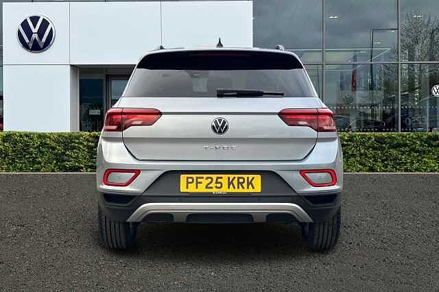 Used Volkswagen T-Roc 2025 for sale - 76363499: Photo 7