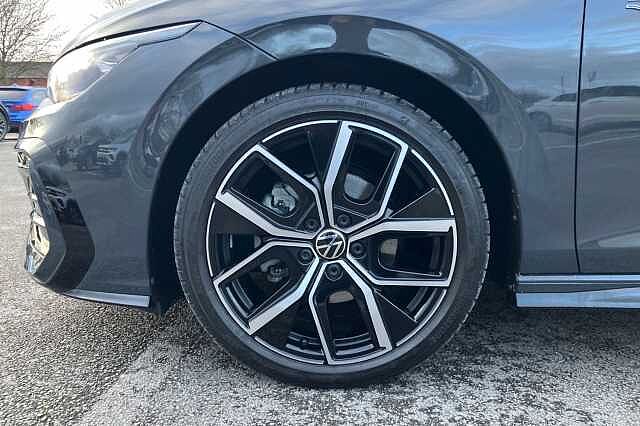 Used Volkswagen Golf 2025 for sale - 76884688: Photo 5