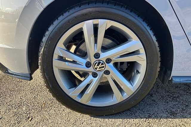 Used Volkswagen Golf 2022 for sale - 76462000: Photo 5