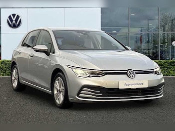 Used Volkswagen Golf 2023 for sale - 76444527: Photo