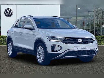 Used Volkswagen T-Roc 2022 for sale - 75937836: Photo