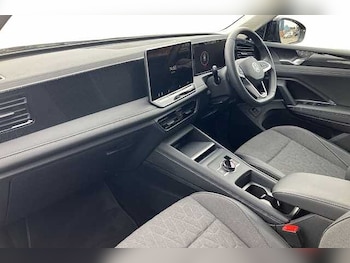 Used Volkswagen Tiguan 2024 for sale - 75112635: Photo