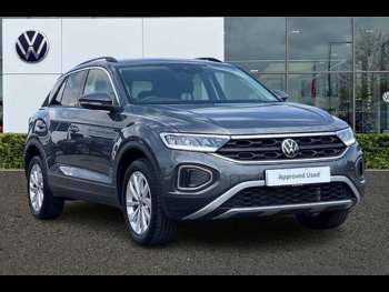 Used Volkswagen T-Roc 2024 for sale - 75038659: Photo