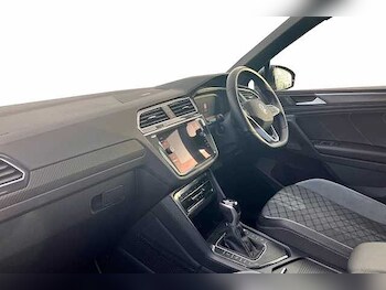 Used Volkswagen Tiguan 2020 for sale - 76536458: Photo