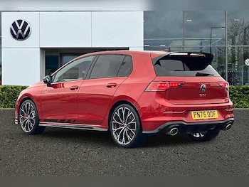 Used Volkswagen Golf 2025 for sale - 76950933: Photo