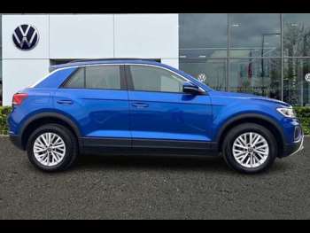 Used Volkswagen T-Roc 2022 for sale - 74224852: Photo