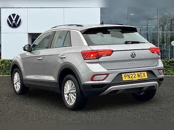 Used Volkswagen T-Roc 2022 for sale - 76650349: Photo