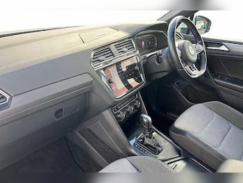 Used Volkswagen Tiguan 2020 for sale - 75753980: Photo