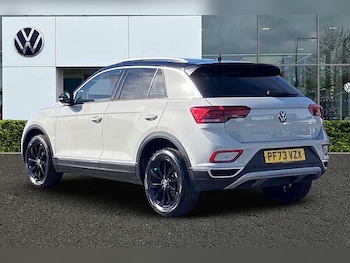 Used Volkswagen T-Roc 2023 for sale - 75891126: Photo