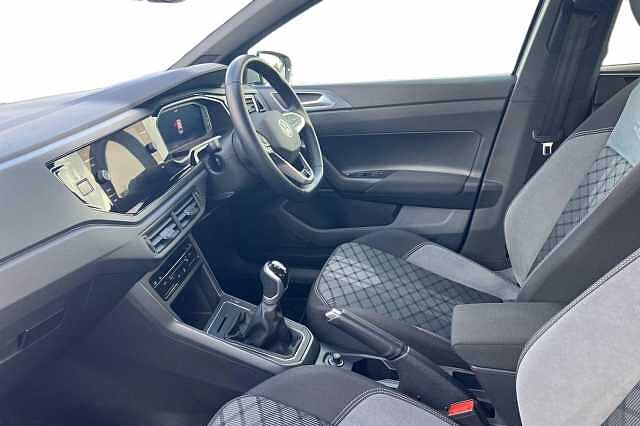 Used Volkswagen Polo 2023 for sale - 75912484: Photo 2