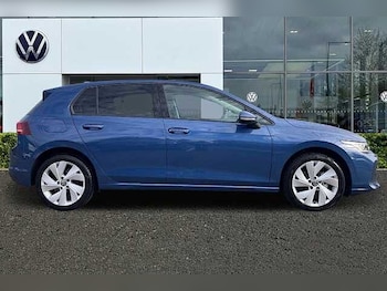 Used Volkswagen Golf 2025 for sale - 76010581: Photo 4