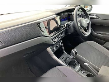 Used Volkswagen Taigo 2024 for sale - 76119800: Photo 2