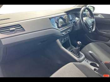Used Volkswagen Polo 2018 for sale - 74954960: Photo
