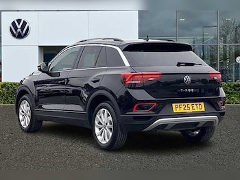 Used Volkswagen T-Roc 2025 for sale - 76273911: Photo 3