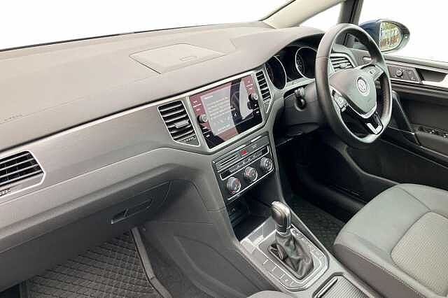 Used Volkswagen Golf SV 2018 for sale - 76252708: Photo 2