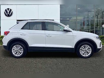 Used Volkswagen T-Roc 2023 for sale - 76119784: Photo 4