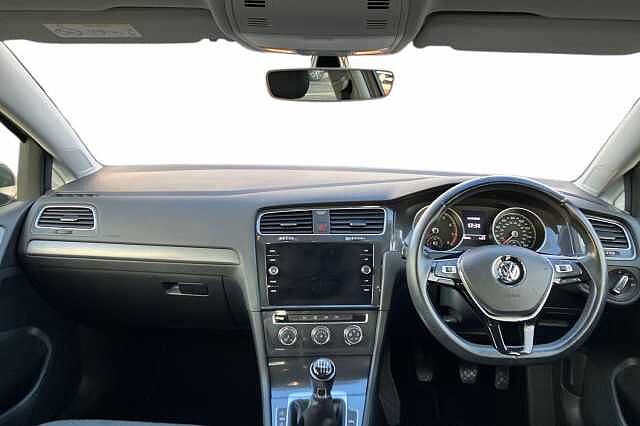 Used Volkswagen Golf 2018 for sale - 76304981: Photo 9