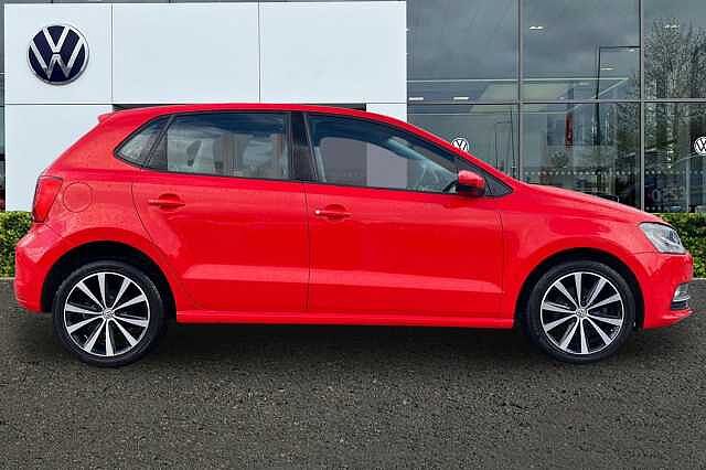 Used Volkswagen Polo 2015 for sale - 76267851: Photo 4