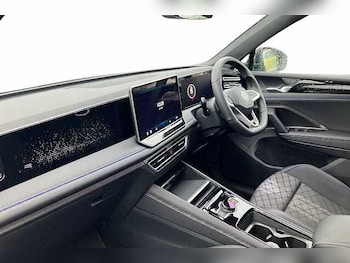 Used Volkswagen Tiguan 2025 for sale - 76741002: Photo