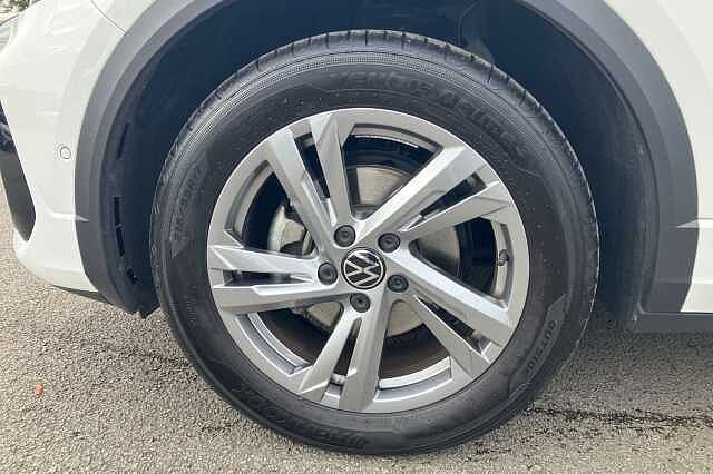 Used Volkswagen T-Roc 2025 for sale - 76040457: Photo 5