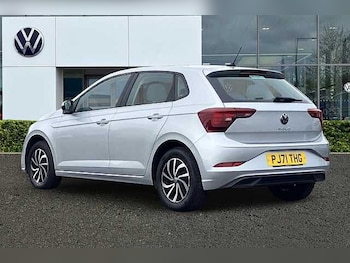 Used Volkswagen Polo 2021 for sale - 76106682: Photo 3