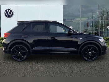 Used Volkswagen T-Roc 2025 for sale - 76655693: Photo