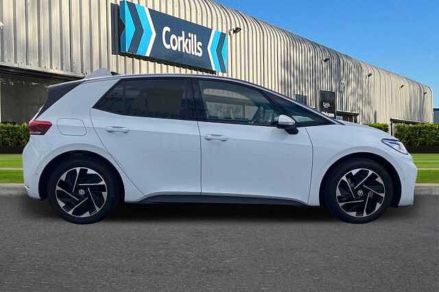 Used Volkswagen ID.3 2025 for sale - 76477396: Photo 4