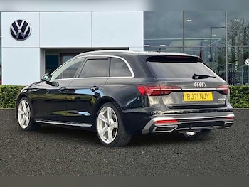 Used Audi A4 Avant 2022 for sale - 76855351: Photo