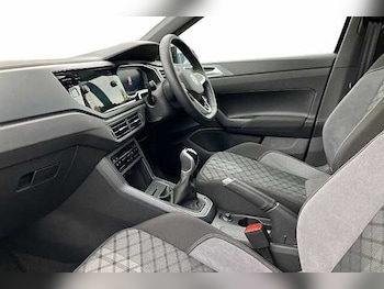 Used Volkswagen Polo 2025 for sale - 76119772: Photo 2