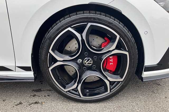 Used Volkswagen Golf 2025 for sale - 76267852: Photo 5