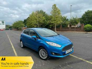 (13) - 1.0T EcoBoost Titanium Euro 5 (s/s) 5dr