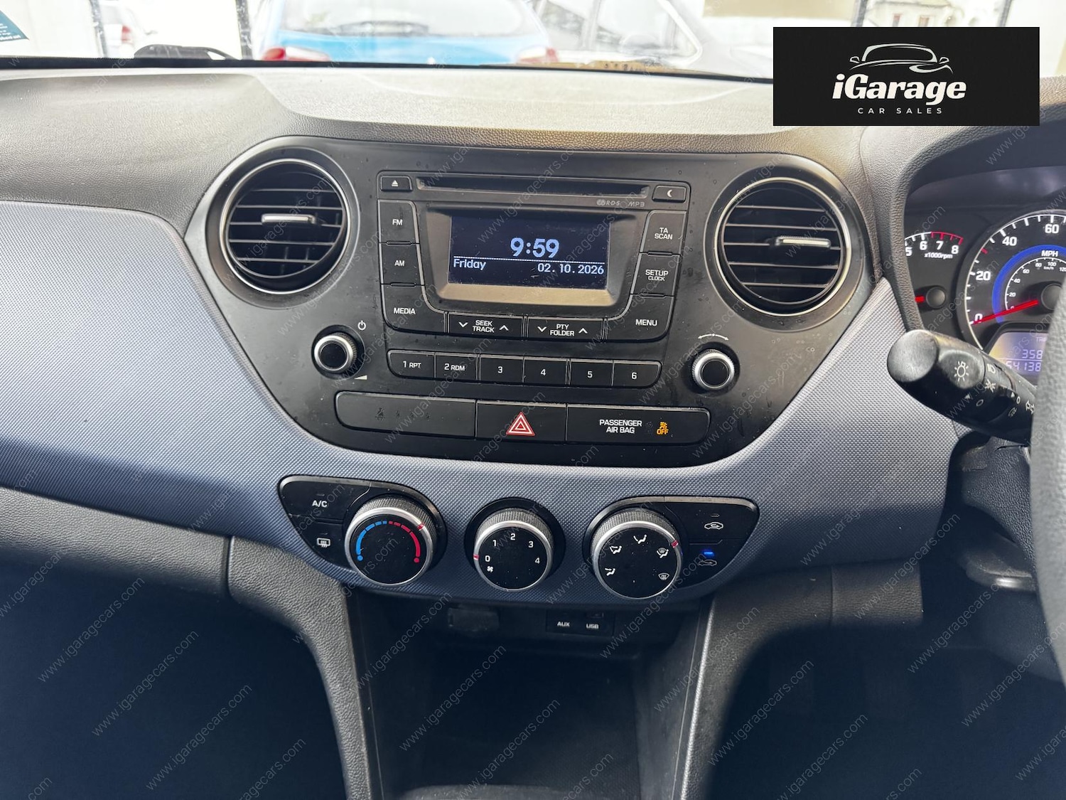 Used Hyundai i10 2015 for sale - 76131397: Photo 14