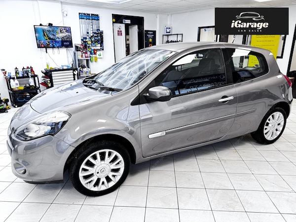 Used Renault Clio 2011 for sale - 76235091: Photo 10