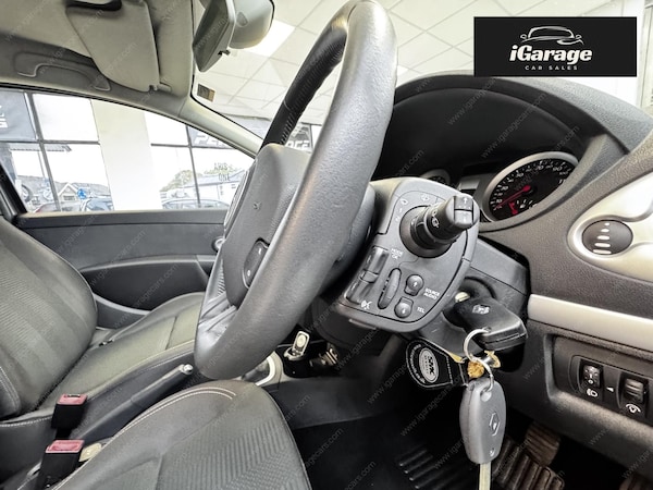 Used Renault Clio 2011 for sale - 76235091: Photo 17