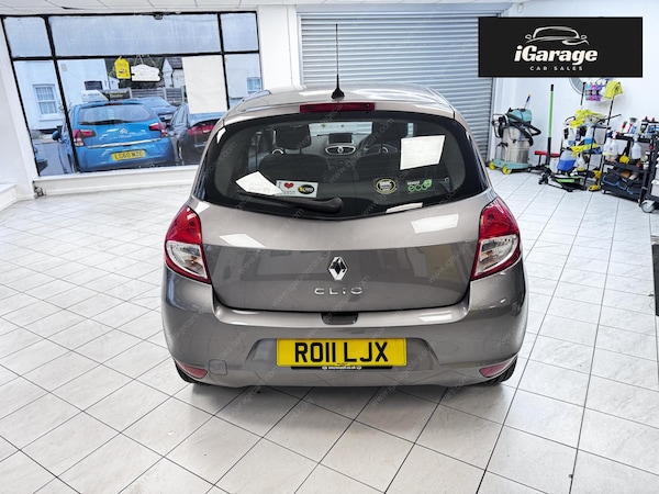 Used Renault Clio 2011 for sale - 76235091: Photo 28